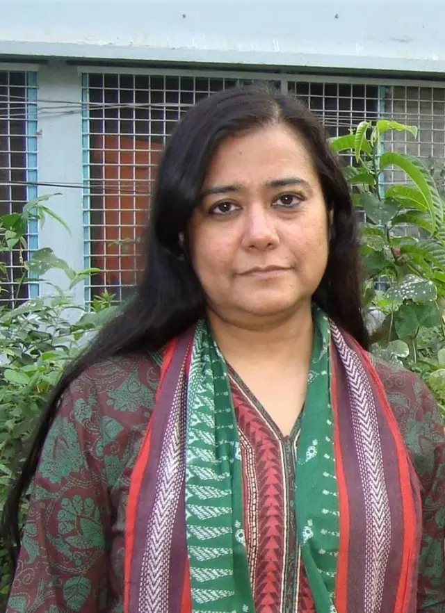 অধ্যাপক কাবেরী গায়েন