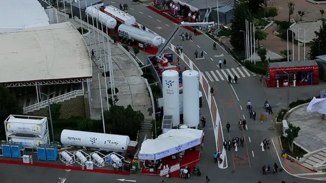 نمای بیرونی نمایشگاه