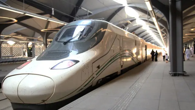 Saudi Arabia high-speed railway line wey link Mecca and Medina.