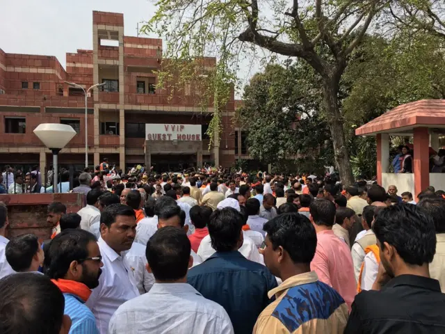 लखनऊ, योगी आदित्यनाथ, बीजेपी समर्थक