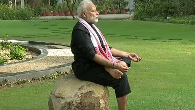 नरेंद्र मोदी