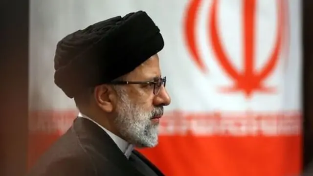 رهبر ایران گفت «ساده زیستی و کاهش تشریفات شخصی و حکومتی رئیسی چشمگیر است»