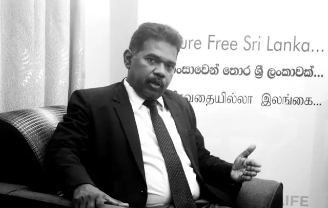 නිතීඥ සේනක පෙරේරා