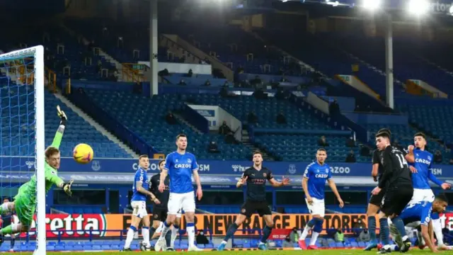 Manchester City gặp Everton ngày 17/2