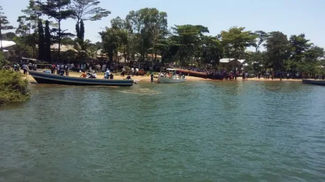 Maboti yaliotumika kutafuta miili ya waathiriwa