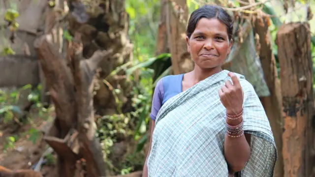 आदिवासी महिलाएं