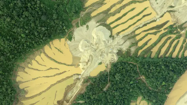 Desforestación y minería ilegal en la región de Madre de Dios