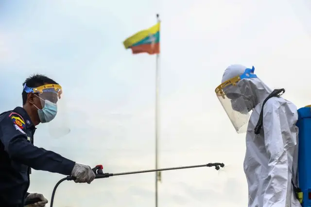 ပိုးသတ်ဆေးဖြန်း