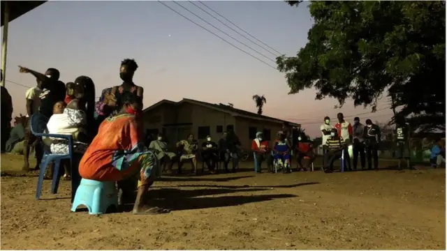 Ghanaians voters turnout as early as 2:00am