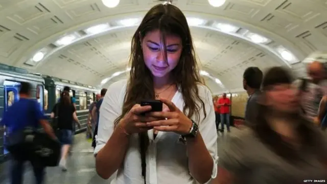 ਫ਼ਬਿੰਗ, ਮੋਬਾਈਲ, ਤਕਨੀਕ