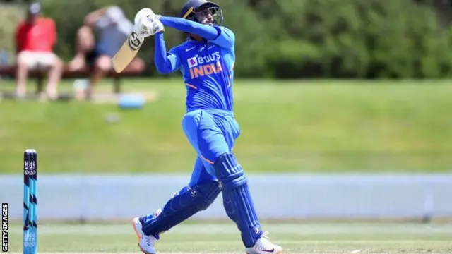 అక్షర్ పటేల్