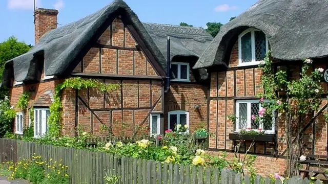 коттеджи в Амптхилле