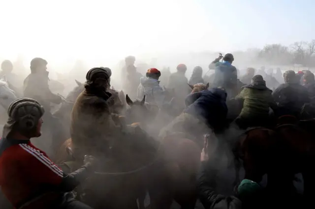 Көк бөрү оюну