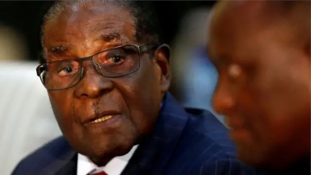 အသက် ၉၃ နှစ်အရွယ်ရှိ သမ္မတမူဂါဘီဟာ ဇင်ဘာဘွေကို နှစ်ပေါင်း ၃၀ ကျော် အုပ်ချုပ်ခဲ့သူဖြစ်