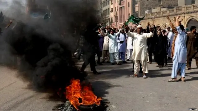 ਪ੍ਰਦਰਸ਼ਨ