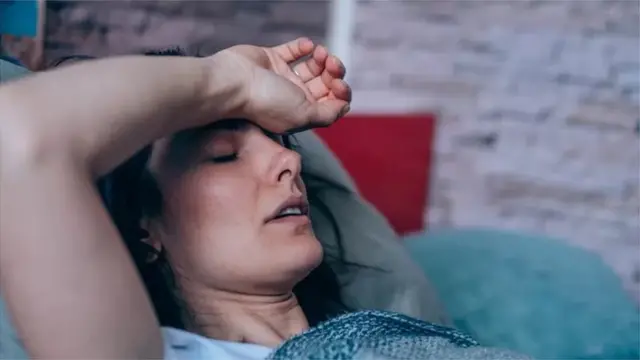 ફાઈબ્રોઈડ્ઝ જેવી અન્ય તકલીફને લીધે હેવી બ્લીડિંગ થતું હોય તો તેના નિવારણ માટે શસ્ત્રક્રિયાનો વિકલ્પ અજમાવવો પડે