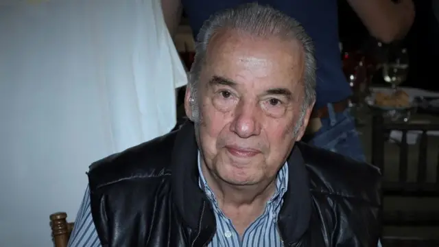 Oscar Chávez
