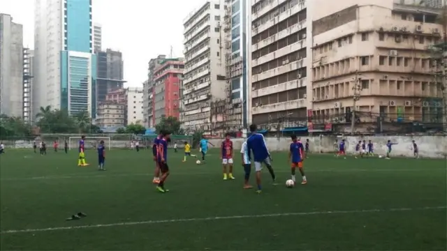 ফুটবল প্রশিক্ষন