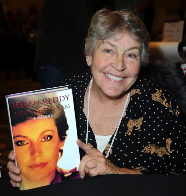 Helen Reddy, 7 Ocak 2017'de Los Angeles, Kaliforniya'da Westin Los Angeles Havalimanı'nda düzenlenen Hollywood Show'a katıldı.