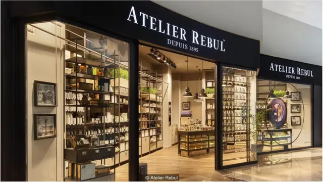 在过去的十年里，土耳其顶级kolonya品牌开设了更多的高端零售店。