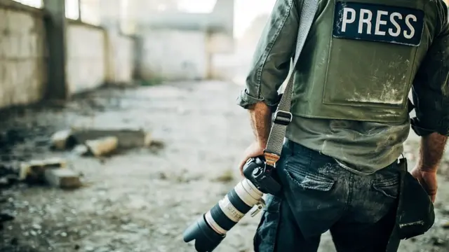 கொரோனாவின் தாக்கம் 15,000 கோடி வரை இழப்பை சந்திக்கும் இந்திய பத்திரிகைத்துறை