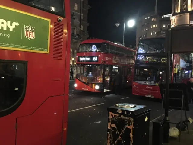 Пустные автобусы