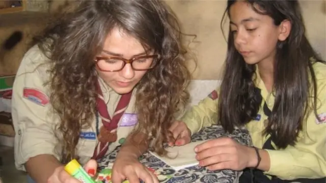 பெண்கள் இருவர்