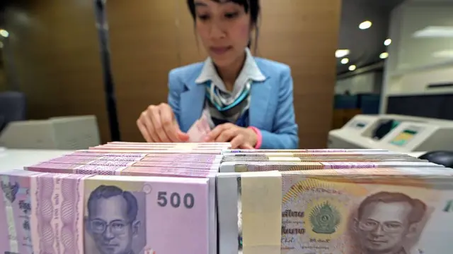 பண மோசடி