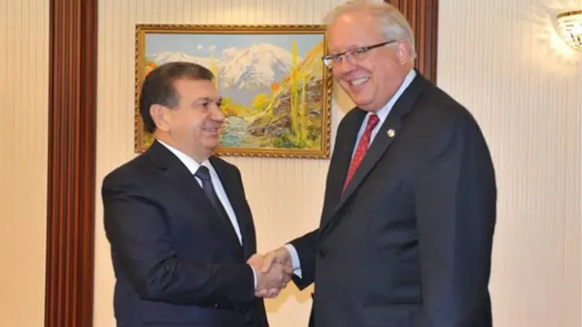 Америка - Ўзбекистон