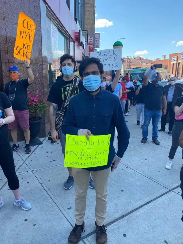 'ব্ল্যাক লাইভস ম্যাটার' বিক্ষোভে মাহফুজুল ইসলাম।