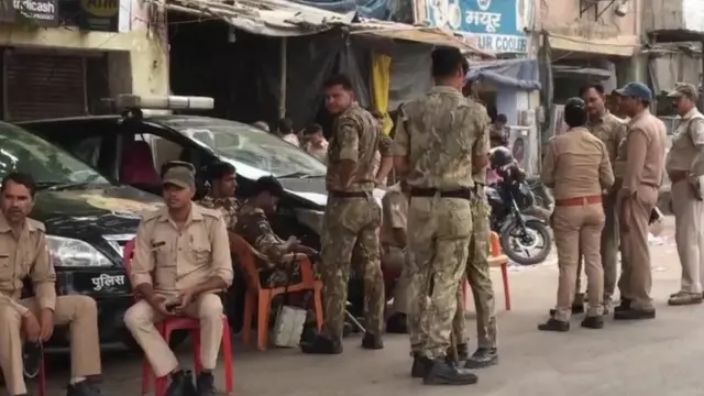 ਸ਼ੁੱਕਰਵਾਰ ਨੂੰ ਨਮਾਜ਼ ਤੋਂ ਬਾਅਦ ਕਾਨਪੁਰ ਵਿਖੇ ਹੋਈ ਹਿੰਸਾ ਵਿੱਚ ਚਾਲੀ ਲੋਕ ਜ਼ਖਮੀ ਹੋਏ ਹਨ।