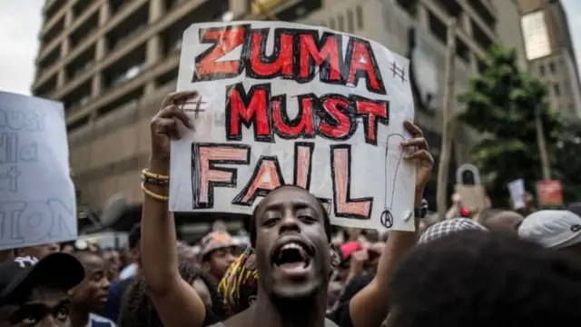 استقالة زوما