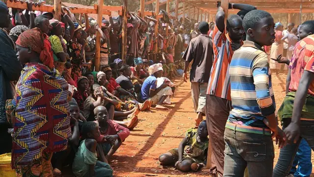 Impunzi z'Abarundi mu nkambi ya Nyarugusu muri Tanzania mu 2015