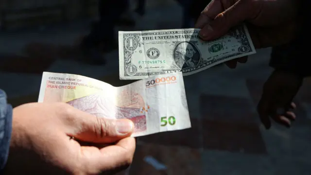 کانون صرافان ایران منکر نقش و قدرت کنترلی خود بر بازار ارز نیست