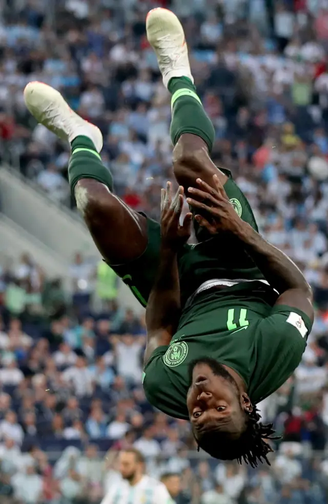 ቪክቶር ሞሰስ ጋንትኡ ናይጀሪያ ማዕረ እትገብራ ሸቶ ምስ ኣቑጸረ ተሕጓሱ እንትገልጽ ፡26 ሰነ 2018