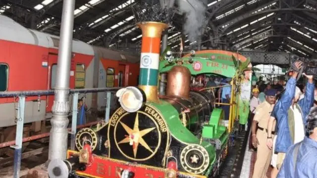 நீராவி ரயில்