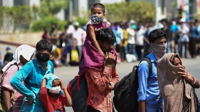 प्रवासी मज़दूर