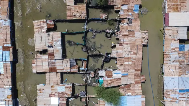Vista aérea de las inundaciones en Perú