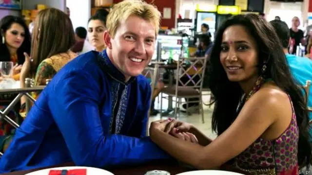 تنشٹھا اور بریٹ لی