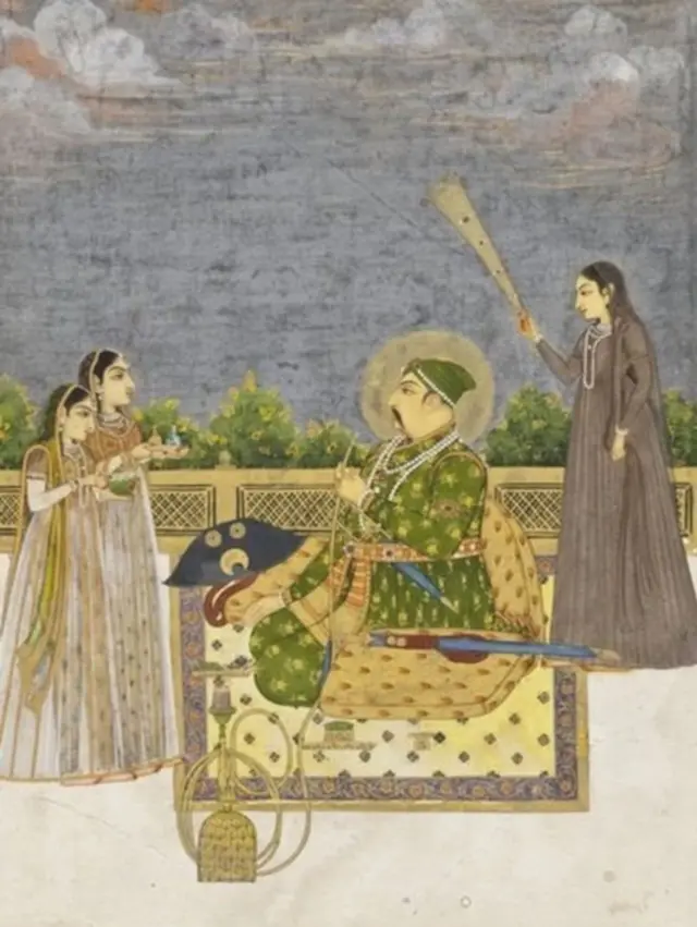 દારૂના નશા અને અફીણની લતને કારણે મહમદશાહની સલ્તનત અંદરથી ખોખલી થઈ ગઈ હતી