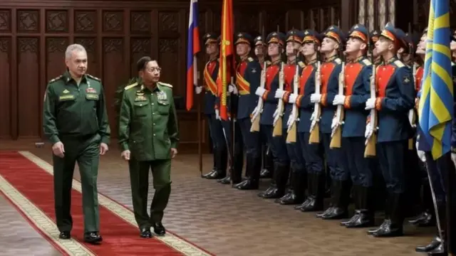 တပ်ချုပ်ဟာ အာဏာသိမ်းပြီးနောက် ရက်ကြာကြာသွားတဲ့ ပထမဆုံးပြည်ပခရီးစဉ်အဖြစ် ရုရှကို သီတင်းတစ်ပတ်ကြာသွားခဲ့