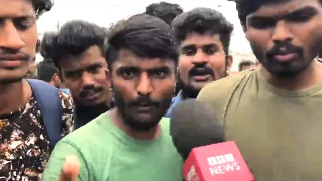 సికింద్రాబాద్ రైల్వే స్టేషన్‌లో విధ్వంసం