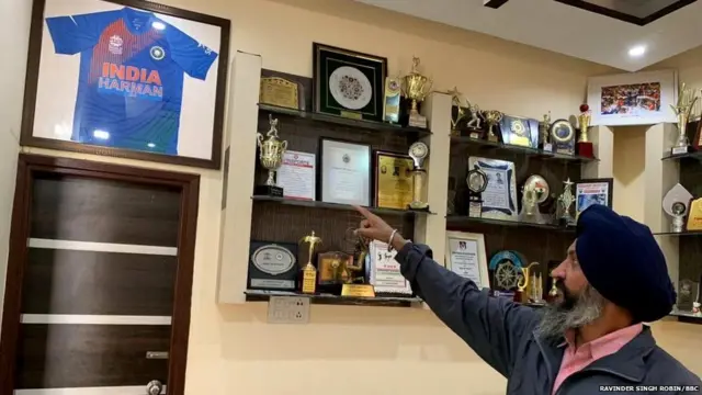 हरमन प्रीत कौर के पिता