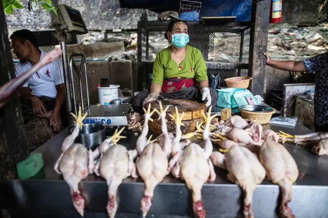 ကြက်သားအရောင်းဆိုင်