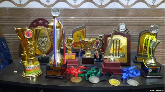 உம்ரான் மாலிக் வென்றுள்ள பல கோப்பைகள்