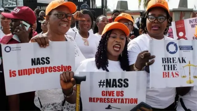 Awọn obinrin to se iwọde lọ sile aṣofin