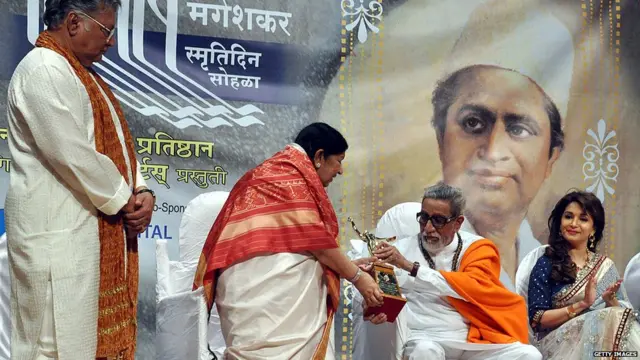 विक्रम गोखले