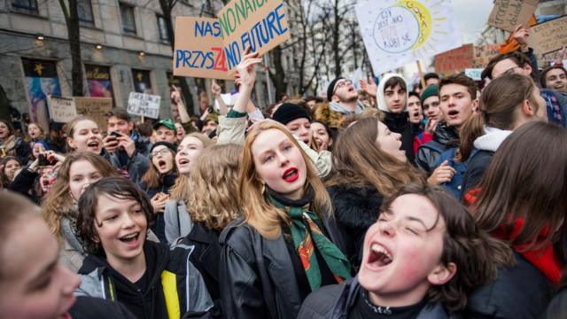 Biến đổi khí hậu, học sinh, giới trẻ, biểu tình