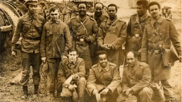 Baba Farhiya atawọn ologun ẹgbẹ rẹ