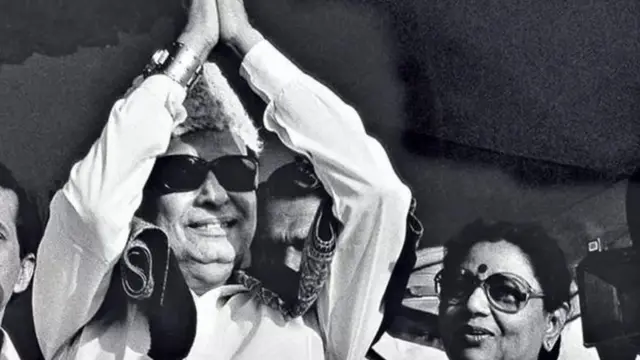 எம்.ஜி.ஆர் - ஜானகி